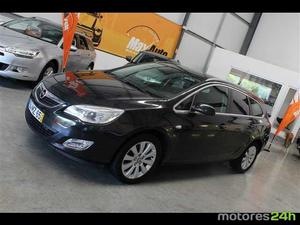 Opel Astra ST 1.7 CDTi Cosmo