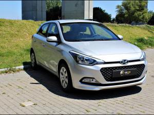 Hyundai i