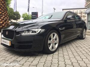 Jaguar Xe 2.0 D Prestige