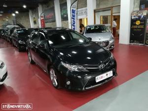 Toyota Auris D4D CV) (5P)