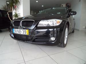  BMW Série  d Touring Navigation Sport (143cv)