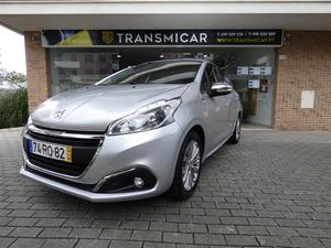  Peugeot 208 Style 1.2