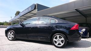  Volvo S D3 Momentum (163cv) (4p)