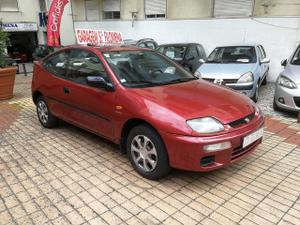 Mazda i (16v) - Coupé Viatura de retoma    