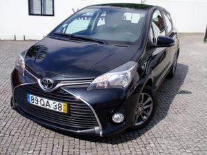 Toyota Yaris 1.0 Confort + P.Style