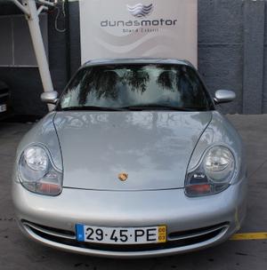 Porsche 911 CARRERA 4
