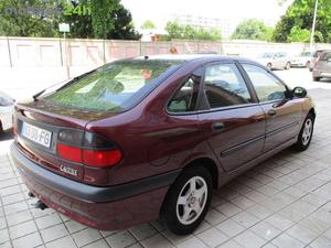 Renault Laguna 1.8 RT Conforto