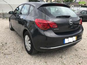 Opel Astra 1.3 CDTi Executive S/S 104g