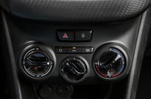 Peugeot 208 Style 1.6 BlueHDi