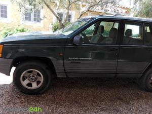 Jeep Grand Cherokee 2.5 TD Laredo