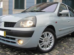 Renault Clio V Initiale