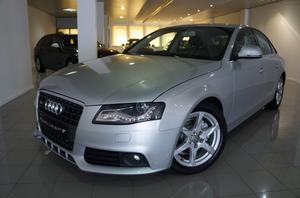 Audi A4 2.0 TDI S-LINE