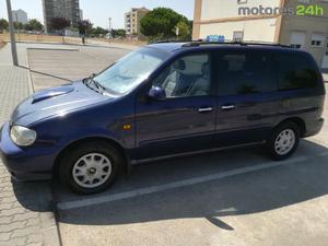 Kia Carnival 2.9 TDi LS Top