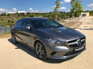  Mercedes-Benz Classe CLA CLA 180d Shooting Brake