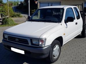 Toyota Hilux 2.4D 4 Lugares
