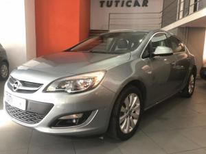 Opel Astra 1.6 CDTi Cosmo 136cv