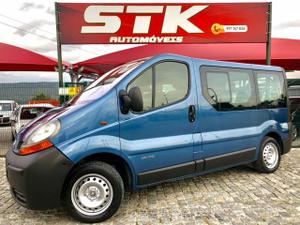 Renault Trafic 9-Lugares