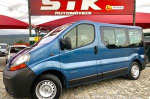 Renault Trafic 9-Lugares