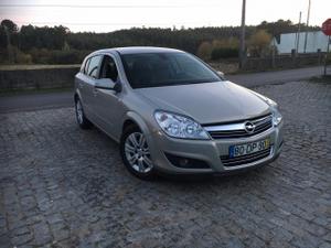 Opel Astra v cosmo