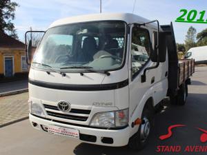 Toyota Dyna M CAB/DUPLA //  KM // 