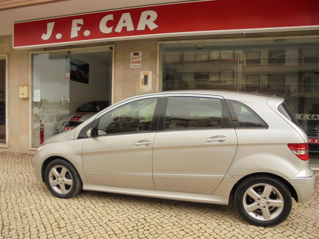  Mercedes-Benz Classe B 200 CDi Autotronic (140cv) (5p)