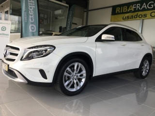 Mercedes-Benz 100 vendido Évora