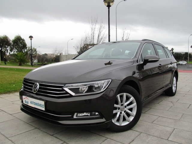  Volkswagen Passat 1.6 TDI CONFORTLINE 120CV