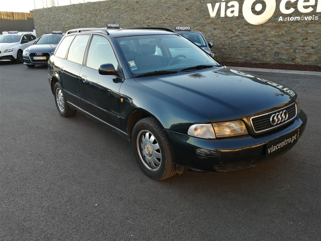  Audi A4 Avant 1.9 TDI Attraction (115cv) (5p)