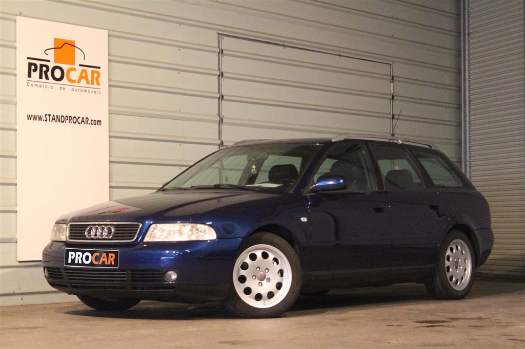  Audi A4 Avant 1.9 TDI Attraction (115cv) (5p)