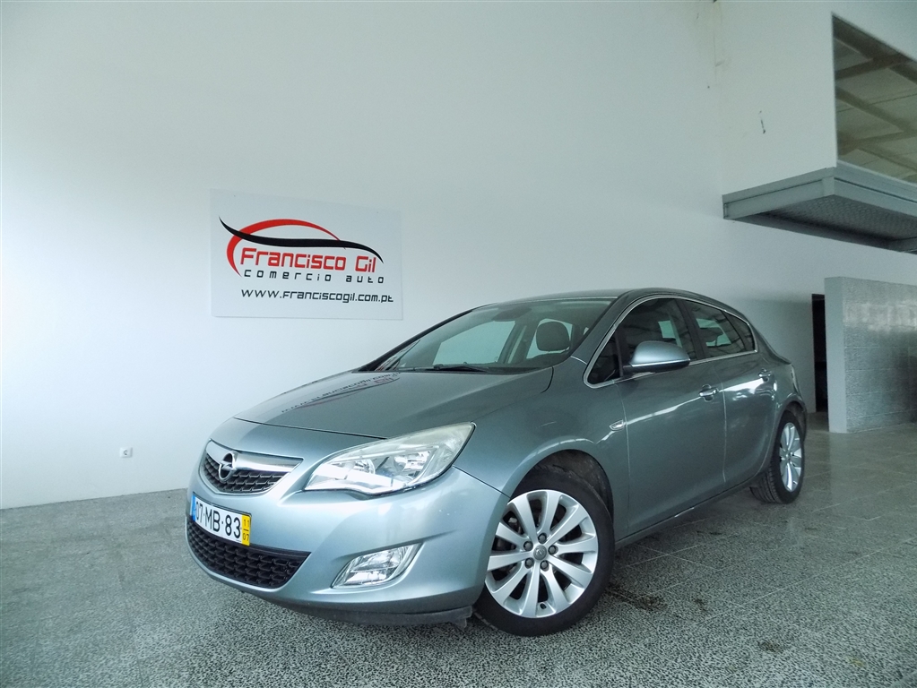  Opel Astra 1.3 CDTI COSMO S/S (5P)*VENDIDO*