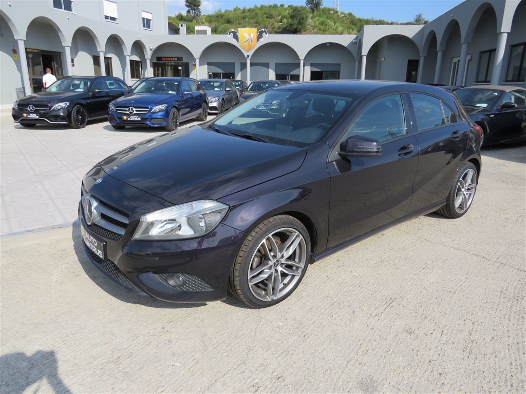  Mercedes-Benz Classe A 180 d (109cv) (5p)