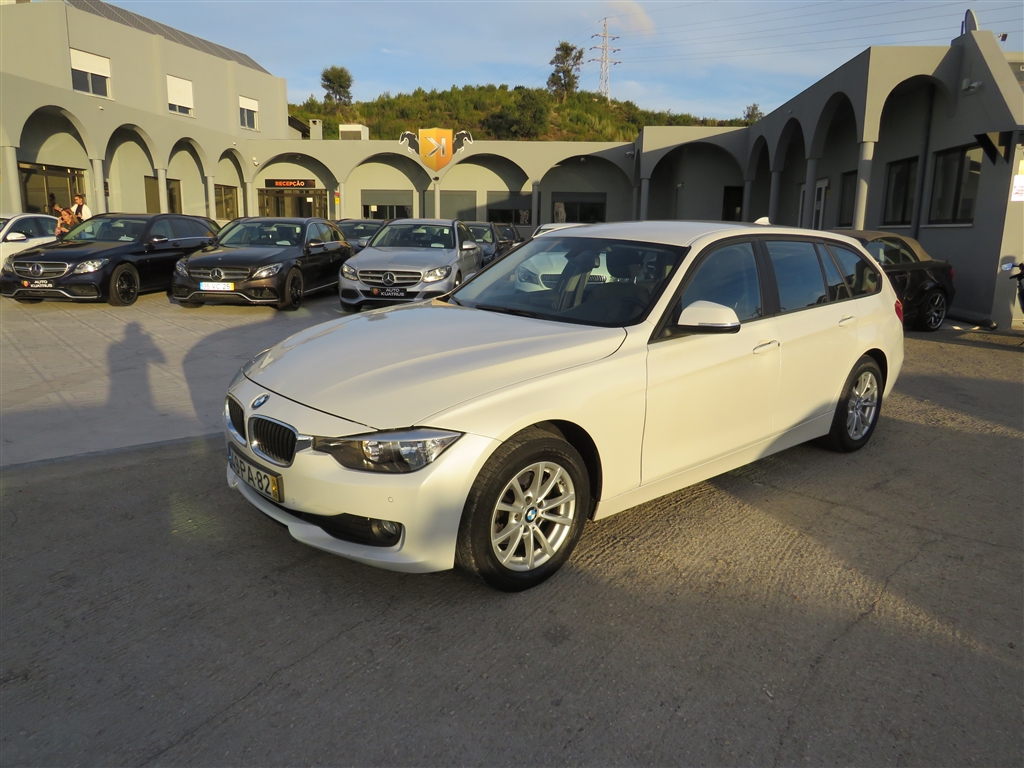  BMW Série  d Touring (116cv) (5p)