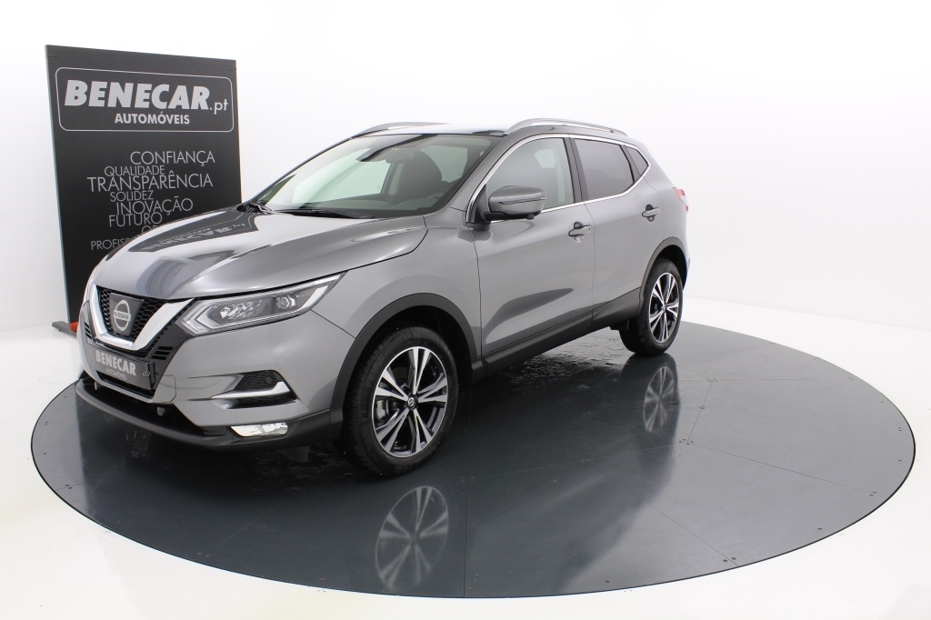  Nissan Qashqai 1.5 dCi N-Connecta 110cv LED / LED