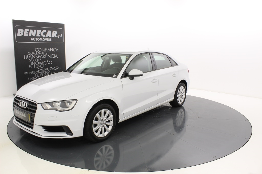  Audi A3 Limousine 1.6 TDi Attraction Cx. Aut.