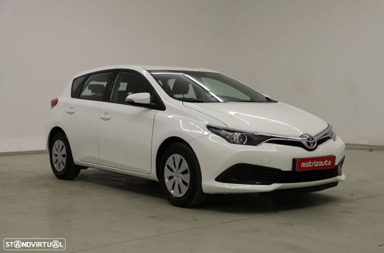 Toyota Auris 1.4 d-4d active