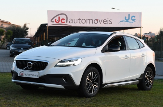 Volvo V40 Cross Country Plus D3