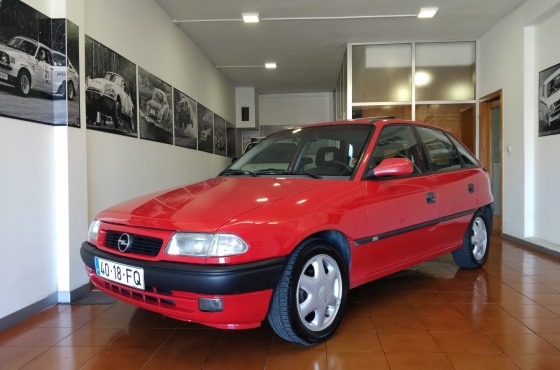 Opel Astra 1.4