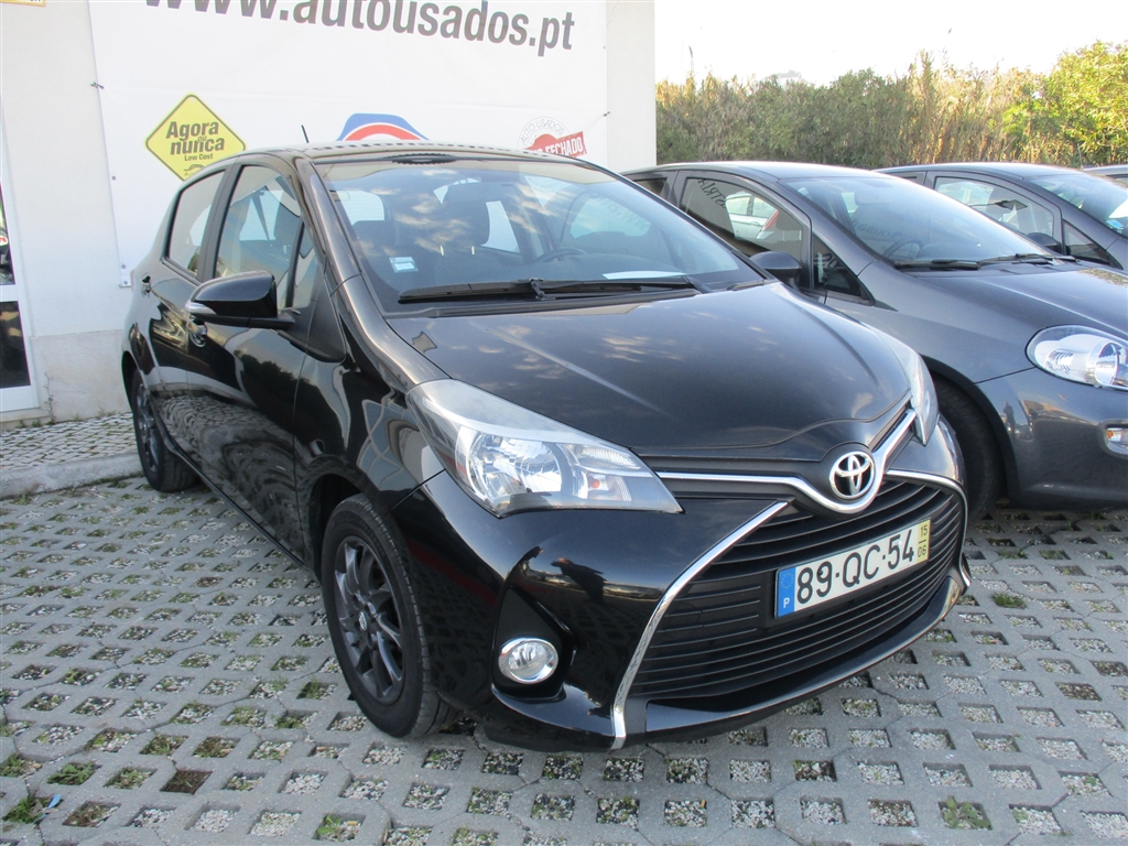  Toyota Yaris 1.4D-4D Comfort+P.Style (90cv) (5 lug)