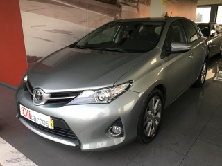 Toyota Auris 1.4 D4D km