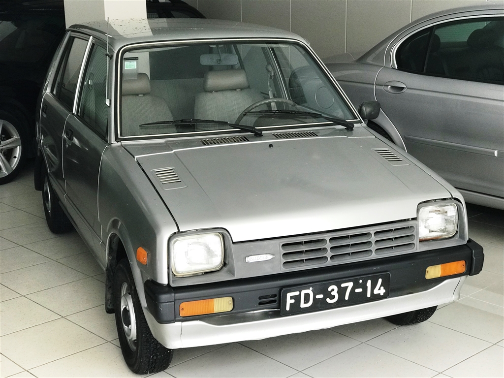  Daihatsu Cuore Deluxe 617cc