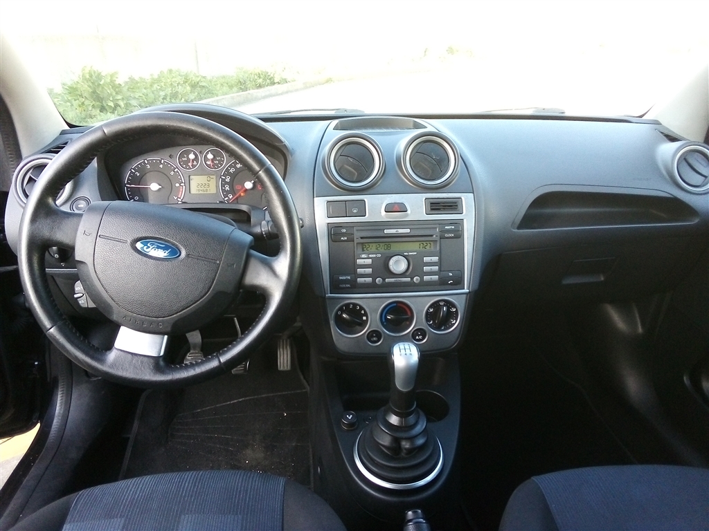  Ford Fiesta 1.25 Ghia (75cv) (5p)