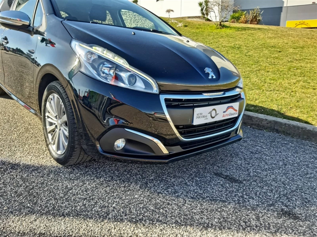  Peugeot  VTi SE Style (82cv) (5p)