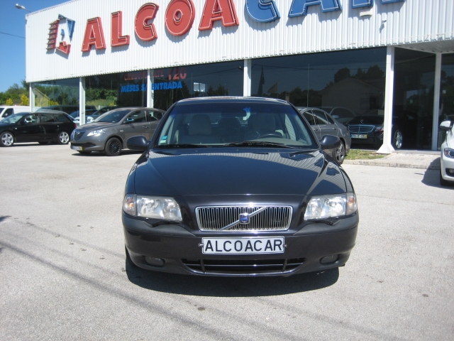  Volvo S TDi (140cv) (4p)