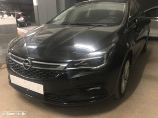Opel Astra 1..6 CDTI COSMOS NACIONAL