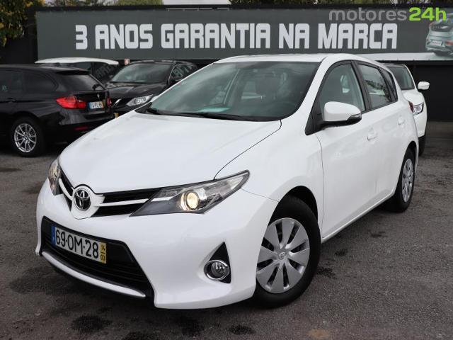 Toyota Auris 1.4 D-4D Active