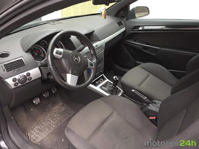 Opel Astra GTC 1.3 CDTi