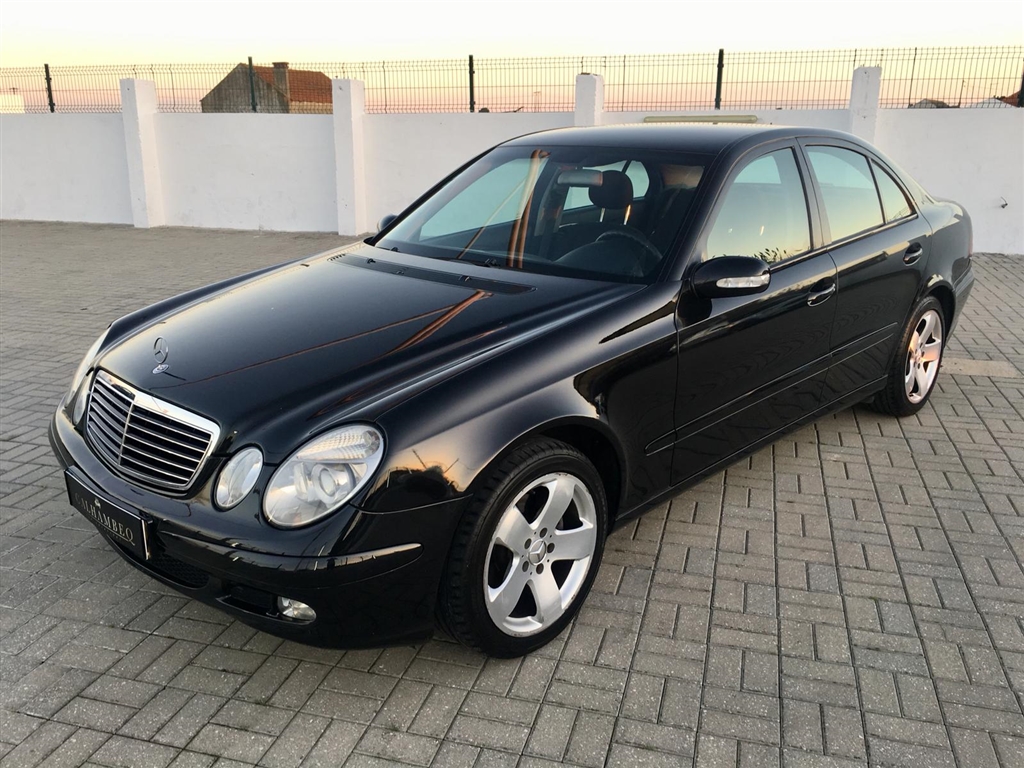  Mercedes-Benz Classe E 220 CDi Elegance Aut. (150cv)