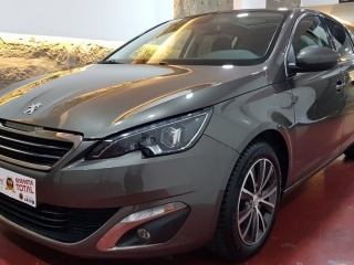 Peugeot  BlueHDI Allure