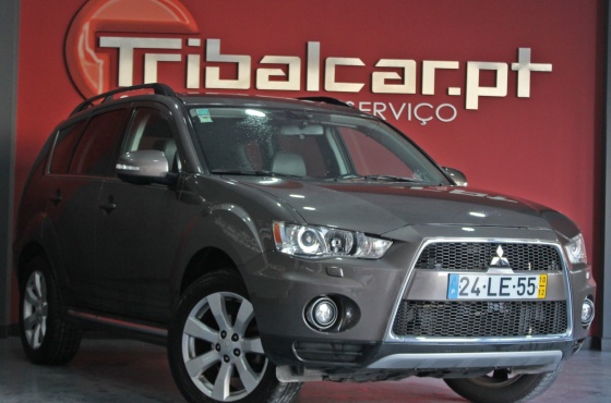 Mitsubishi Outlander 2.2 DI-D INSTYLE