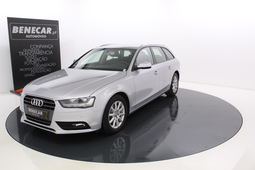  Audi A4 Avant 2.0 TDI Business Line 136cv GPS